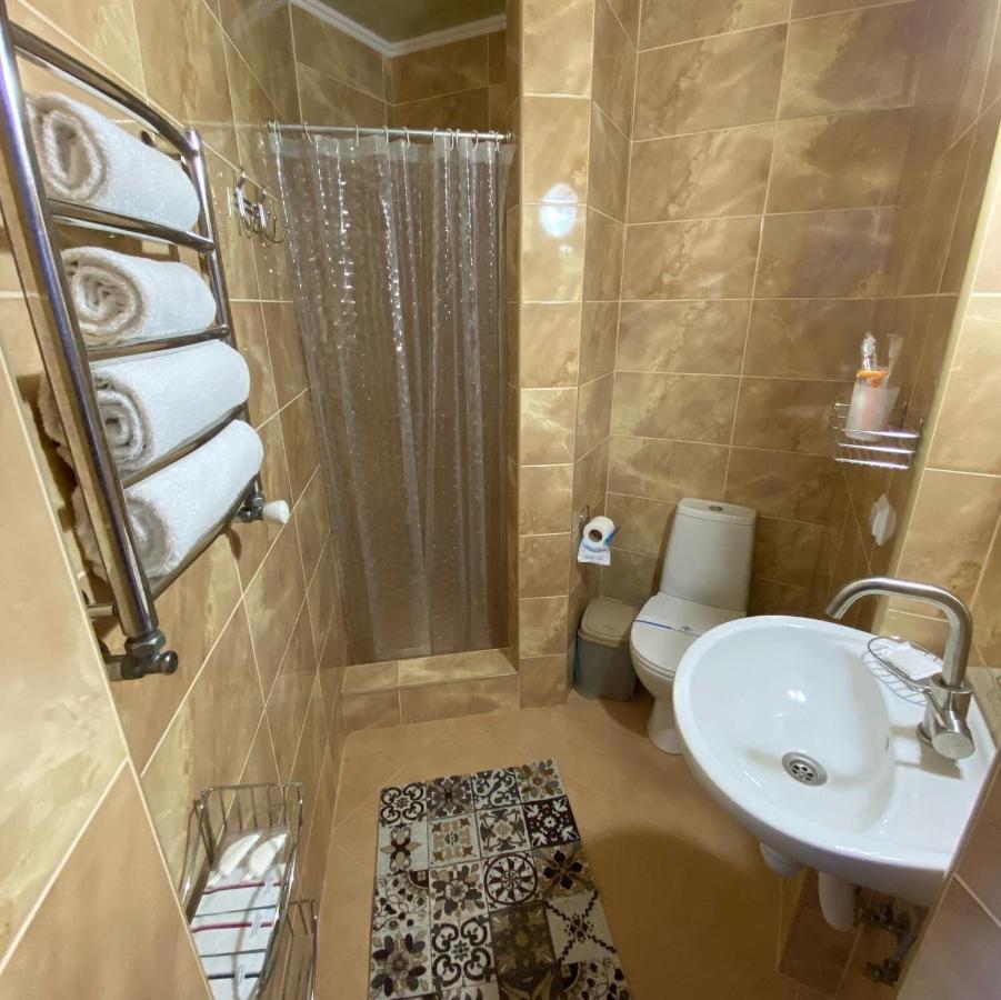 Hotel Three Korony Skhidnytsia Eksteriør billede
