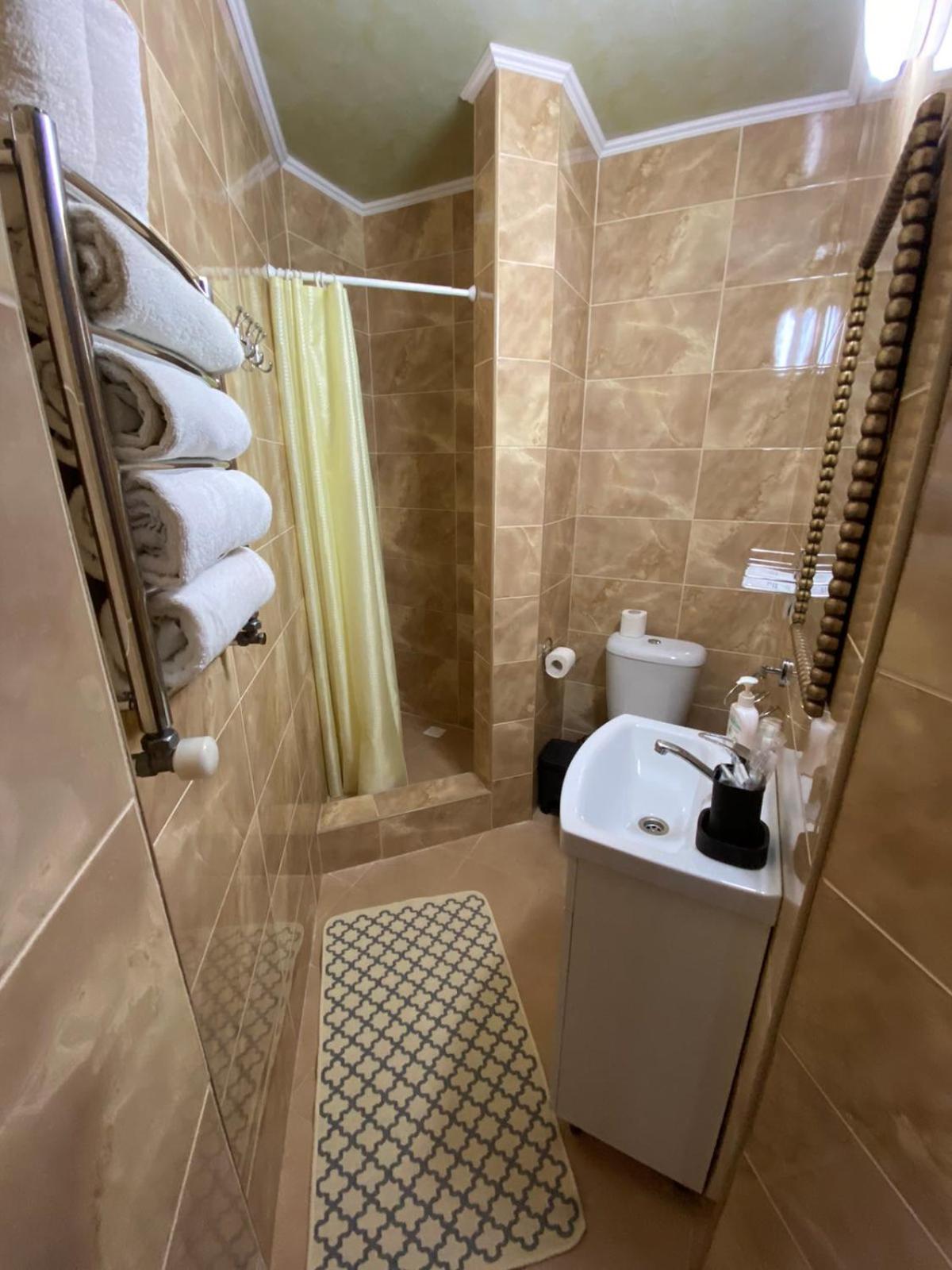 Hotel Three Korony Skhidnytsia Eksteriør billede