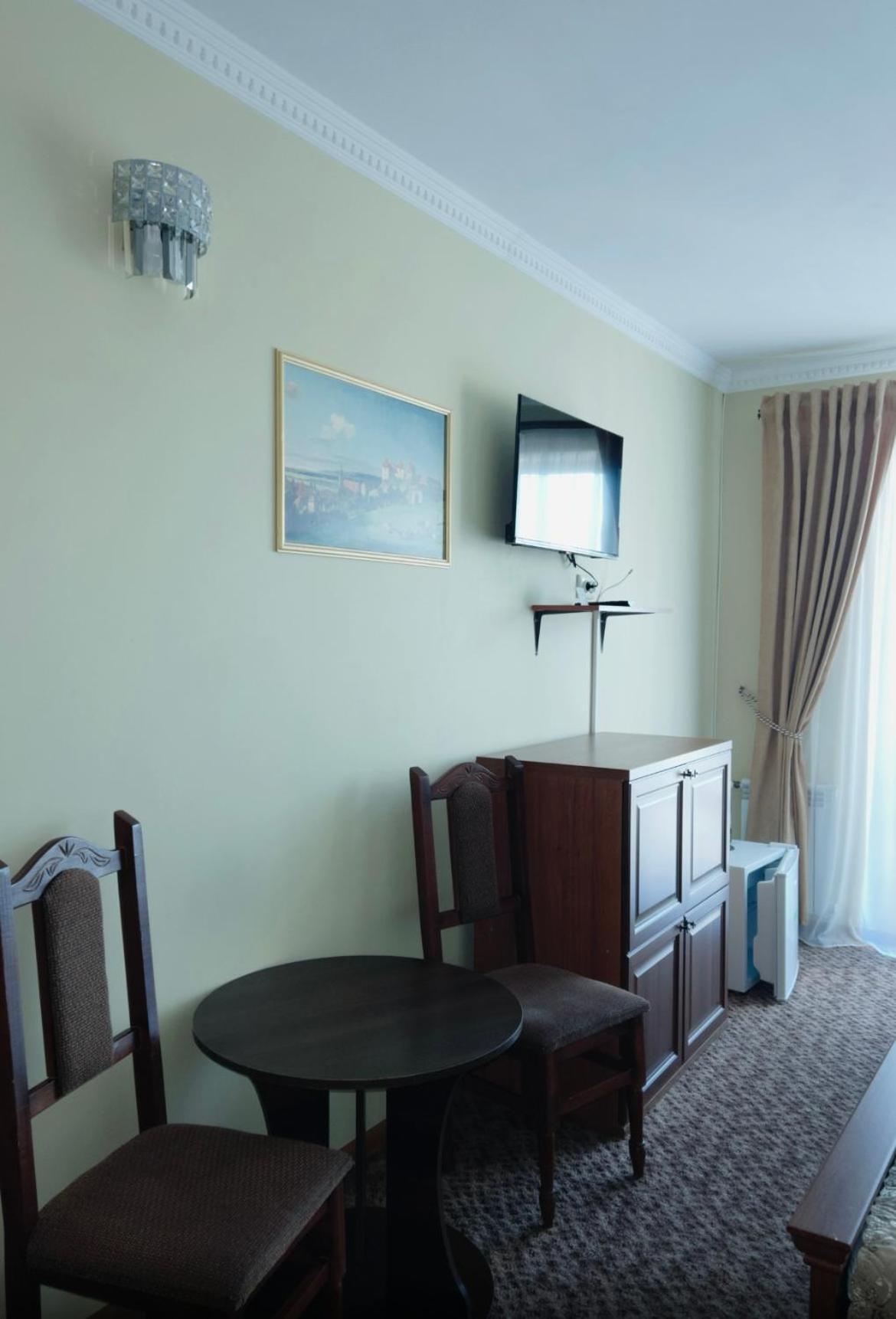 Hotel Three Korony Skhidnytsia Eksteriør billede