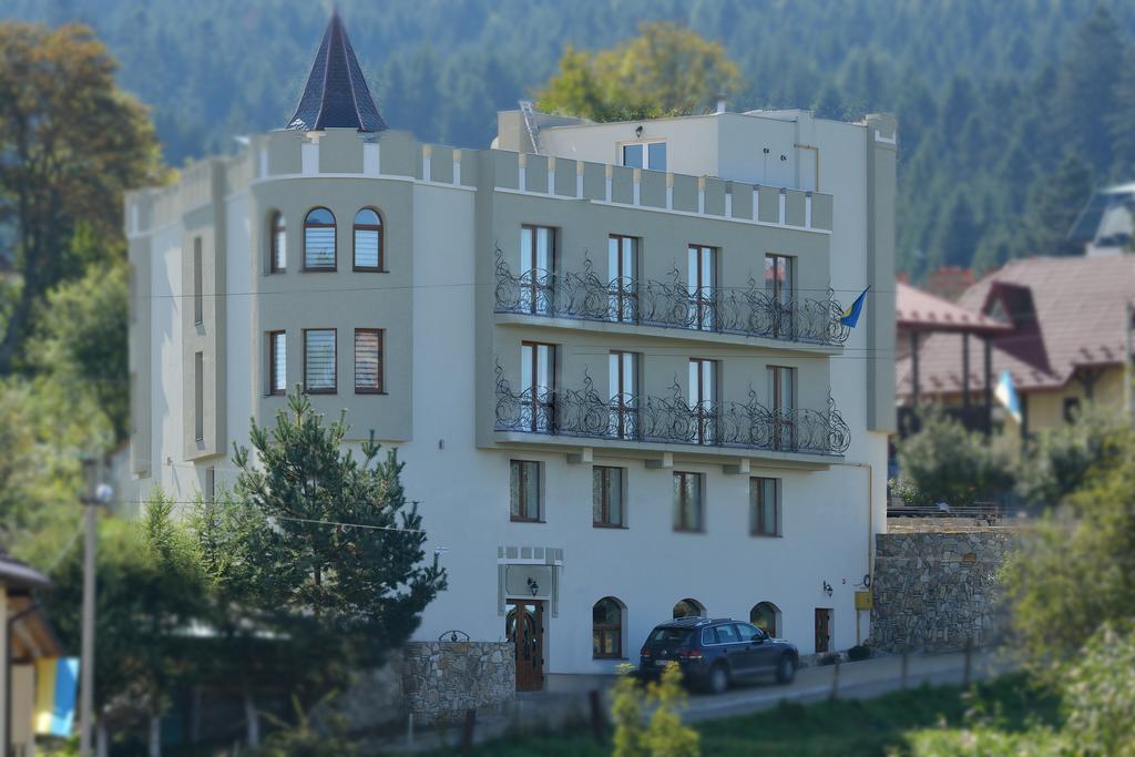 Hotel Three Korony Skhidnytsia Eksteriør billede